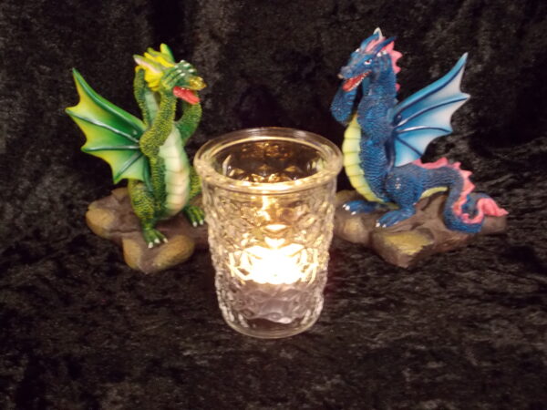Diamond design glass T lite holder - Image 2